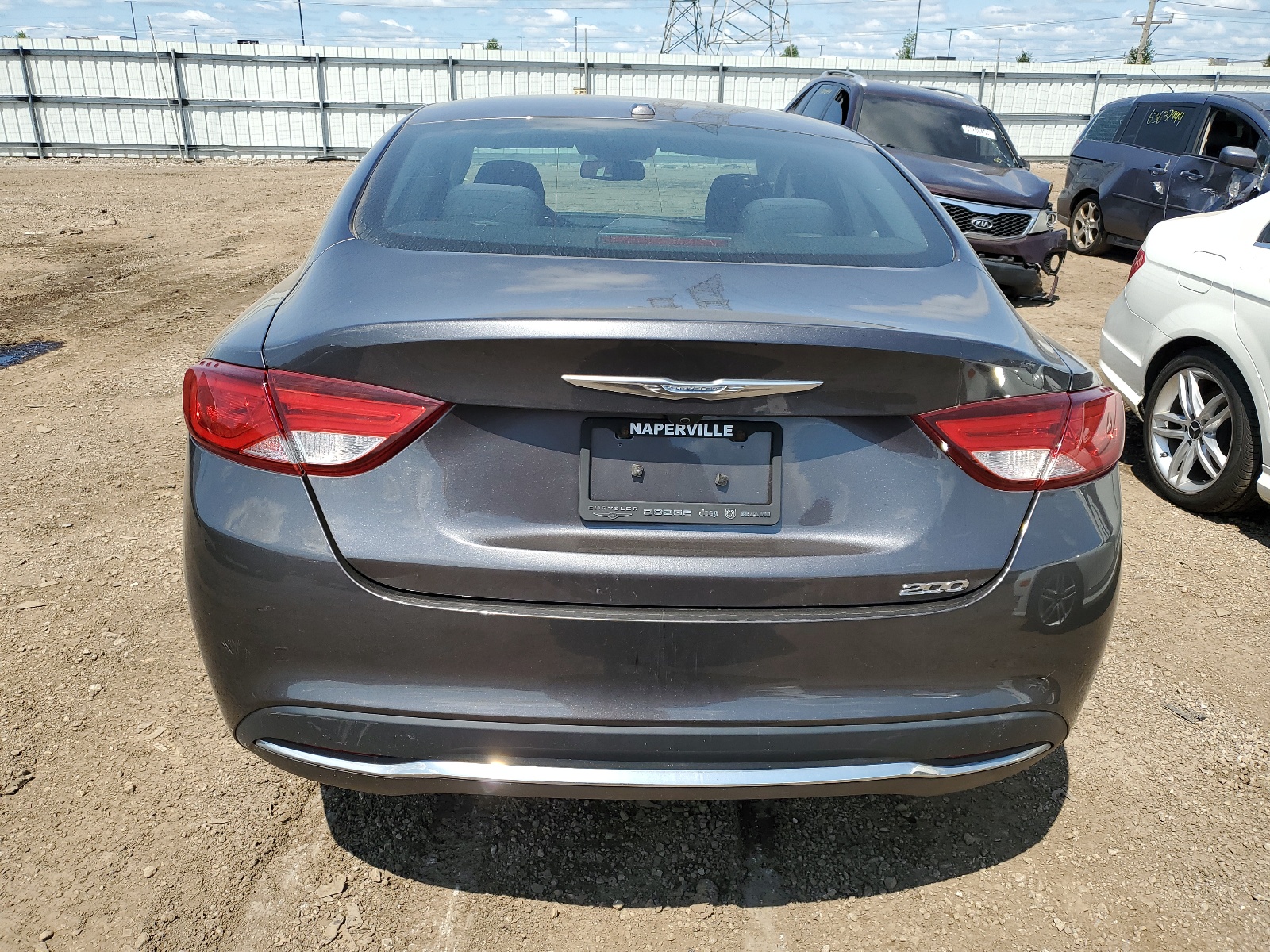 1C3CCCAB0GN103698 2016 Chrysler 200 Limited