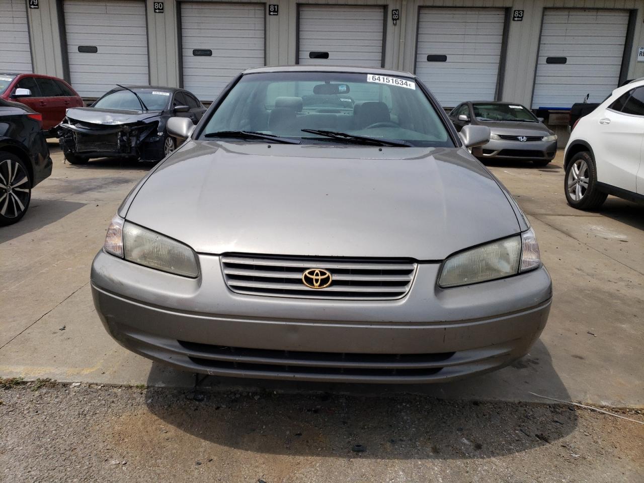 1997 Toyota Camry - Image 5