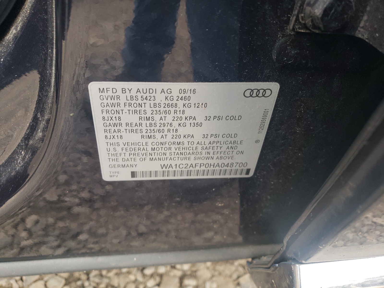 WA1C2AFP0HA048700 2017 Audi Q5 Premium