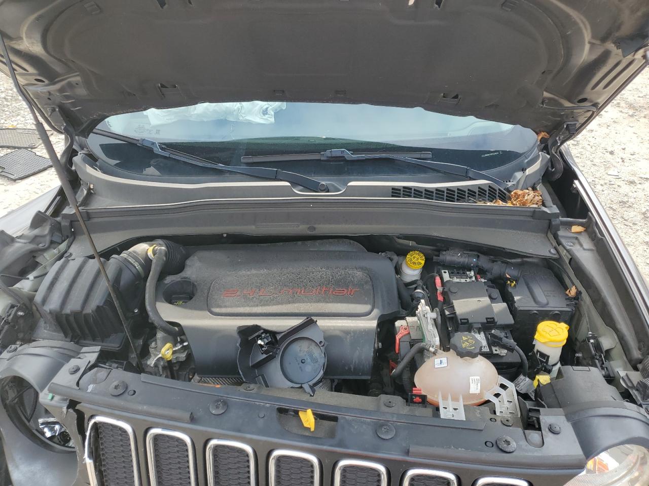 2017 Jeep Renegade Latitude VIN: ZACCJBBB1HPG34816 Lot: 64414064