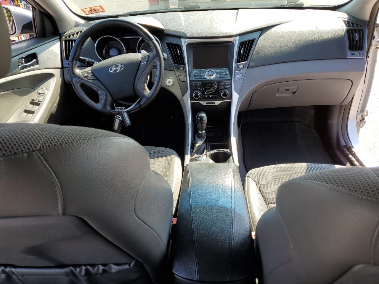 2013 Hyundai Sonata Se VIN: 5NPEC4AB4DH795888 Lot: 61980394