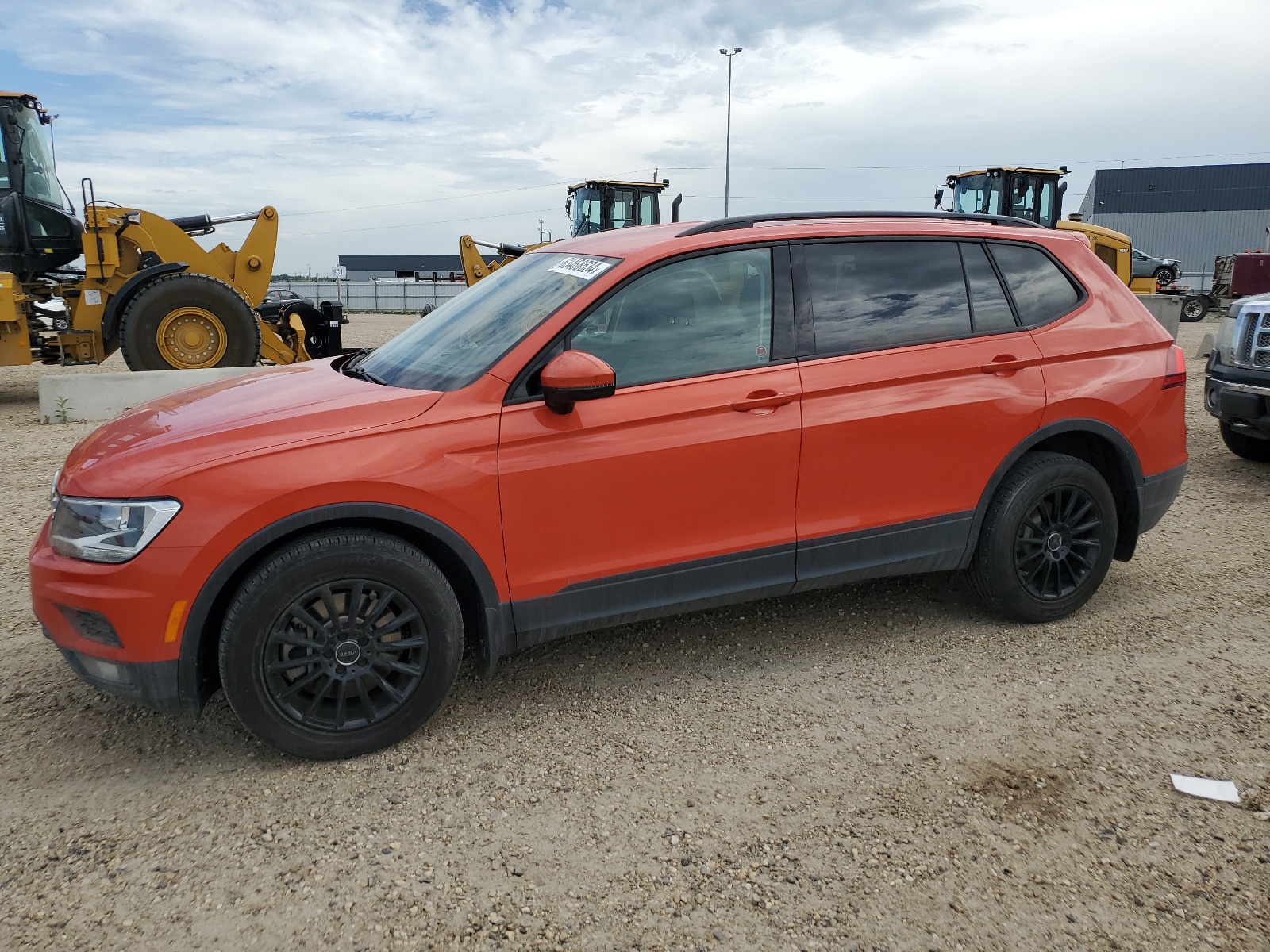 2018 Volkswagen Tiguan S vin: 3VV0B7AX2JM192911