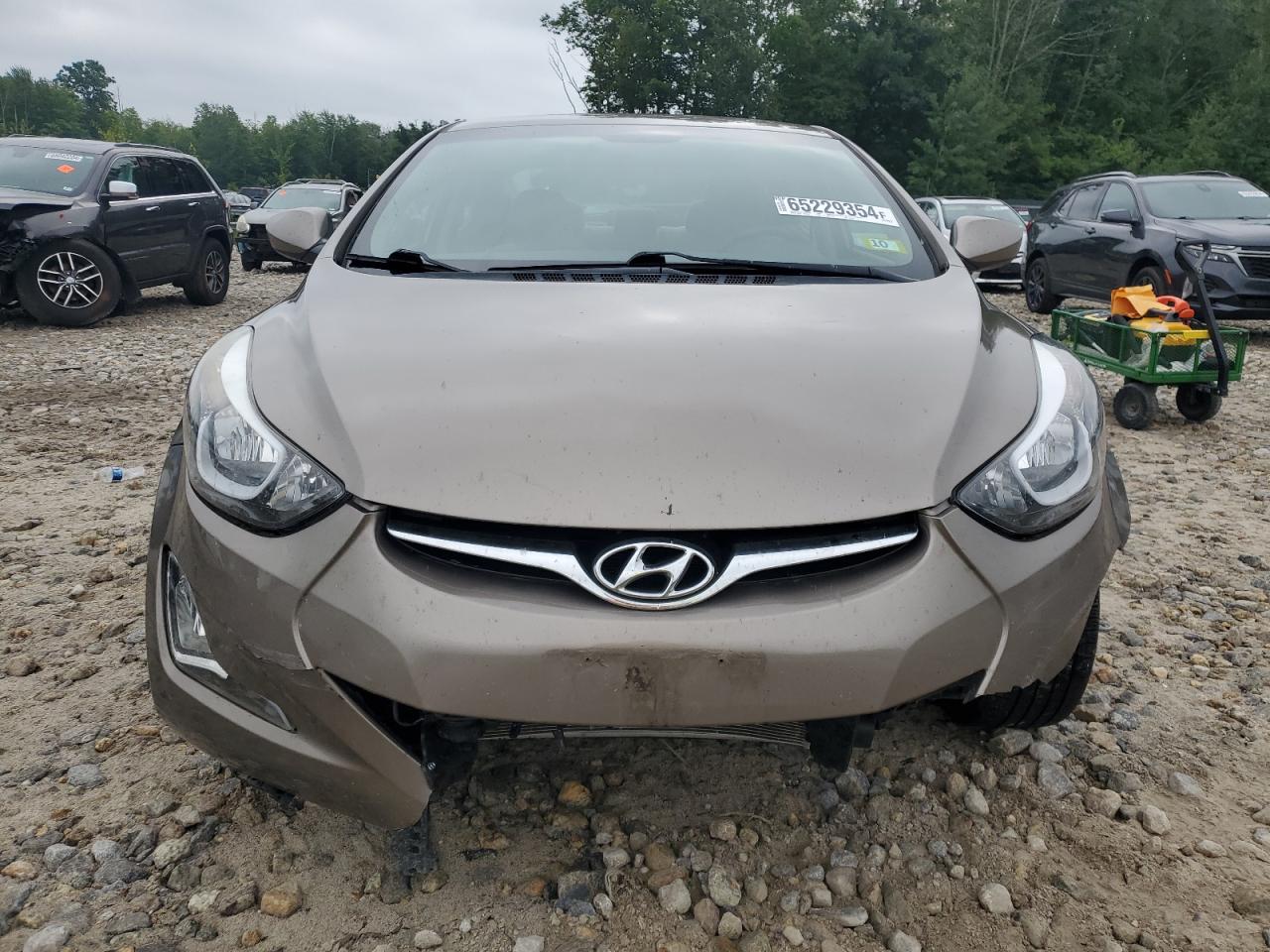2014 Hyundai Elantra - Image 5