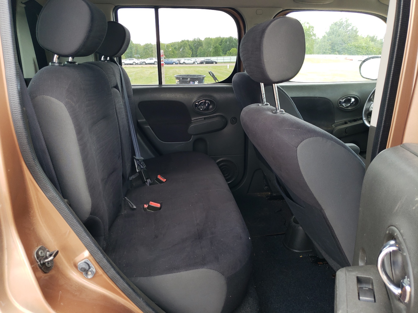 JN8AZ2KR7BT207427 2011 Nissan Cube Base