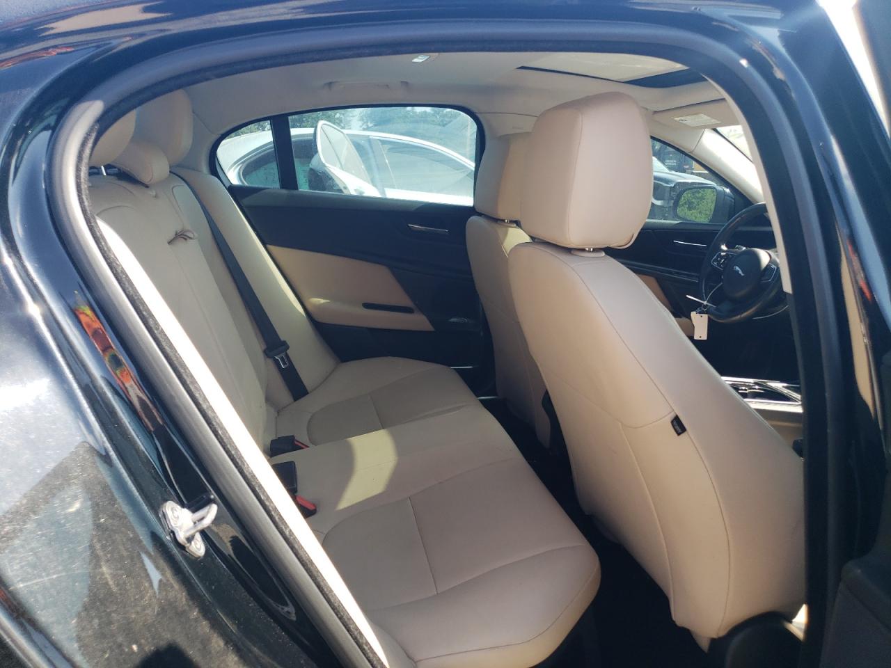 2017 Jaguar Xe Premium VIN: SAJAD4BG4HA964490 Lot: 63410074