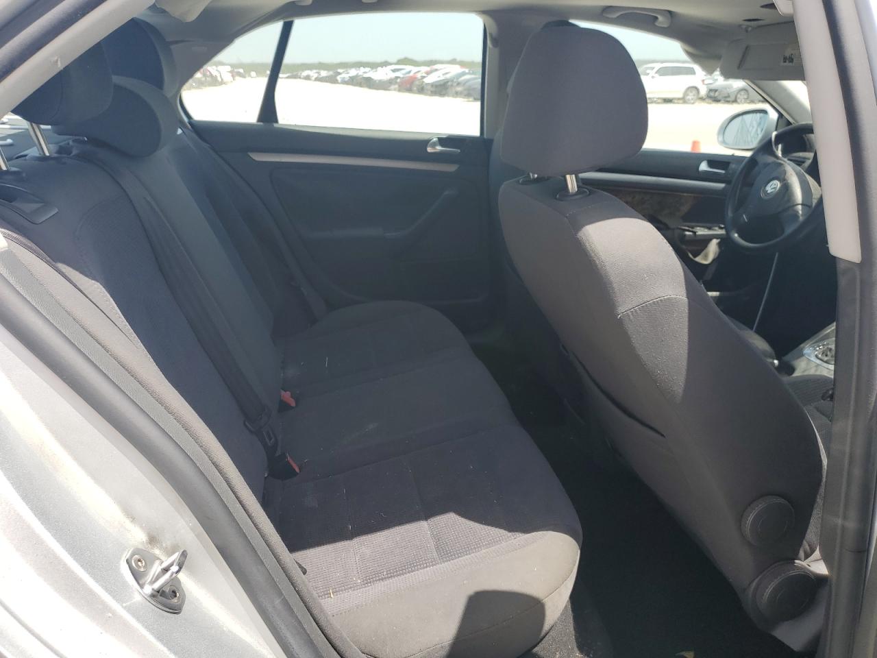 2008 Volkswagen Jetta S VIN: 3VWJM71K98M070247 Lot: 64874354