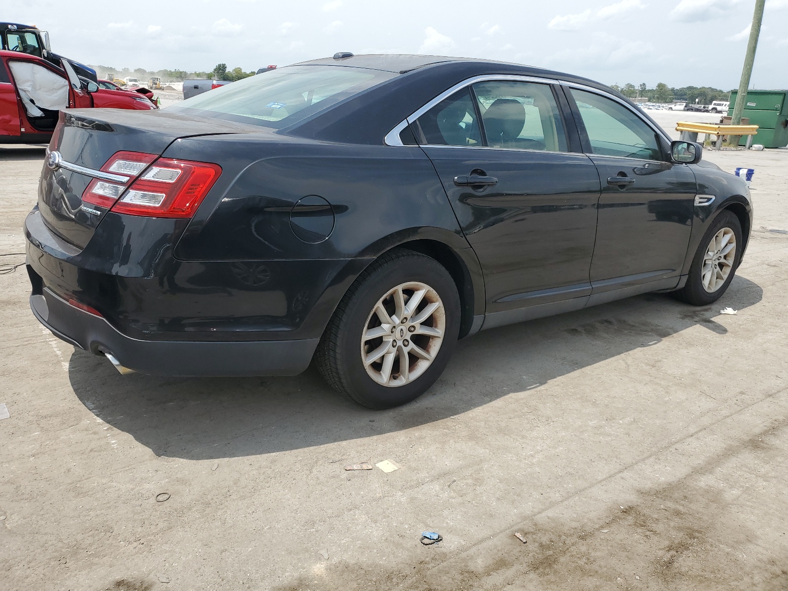 1FAHP2D84EG125873 2014 Ford Taurus Se