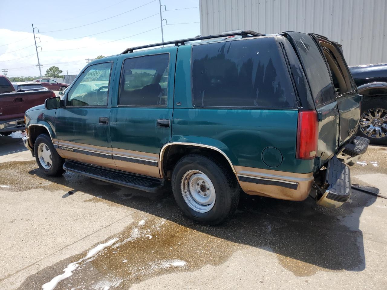 1998 Chevrolet Tahoe C1500 VIN: 1GNEC13R4WR131926 Lot: 61548494