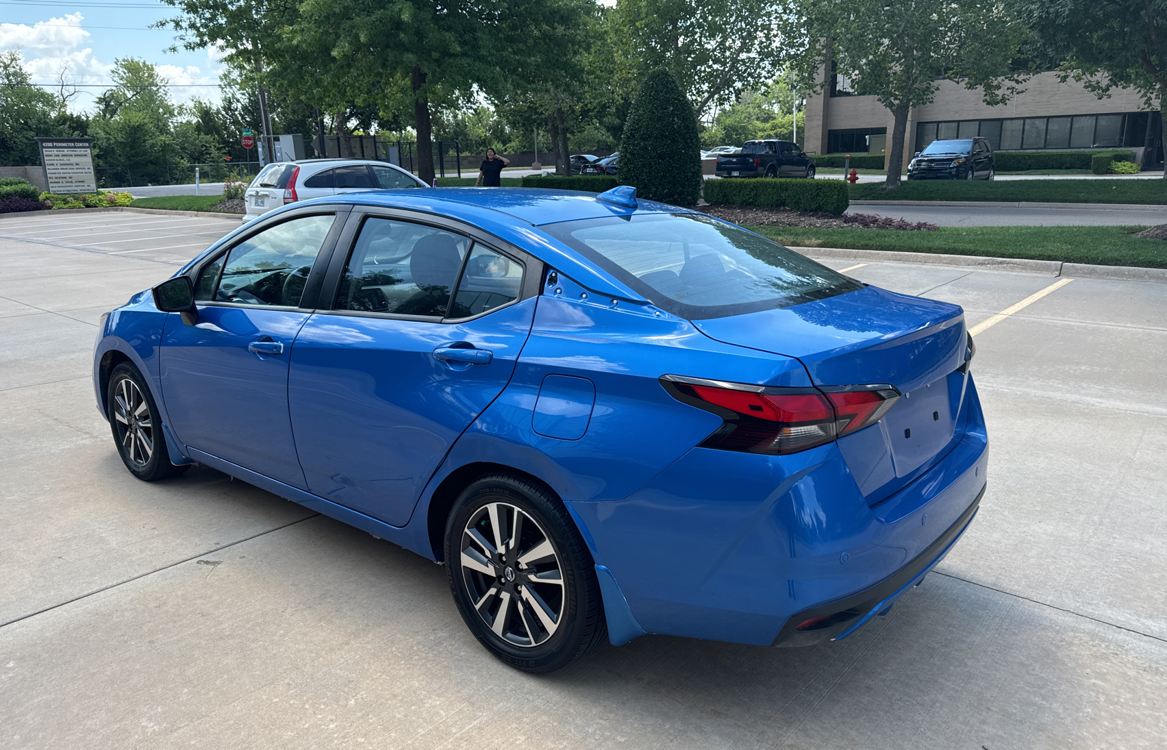 2021 Nissan Versa Sv vin: 3N1CN8EV8ML851394