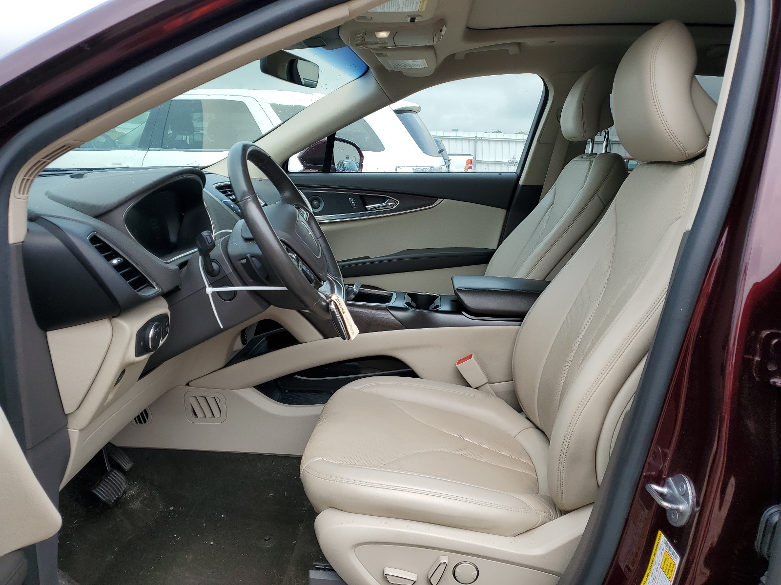 2LMPJ8LPXKBL60722 2019 Lincoln Nautilus Reserve