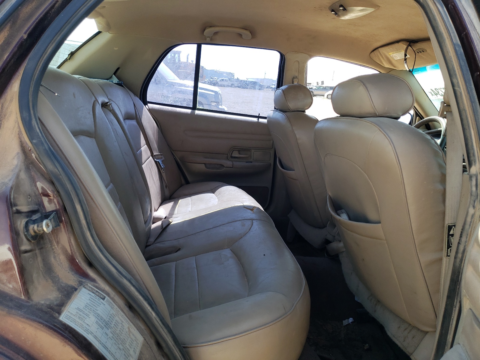 2FAFP74W41X112256 2001 Ford Crown Victoria Lx