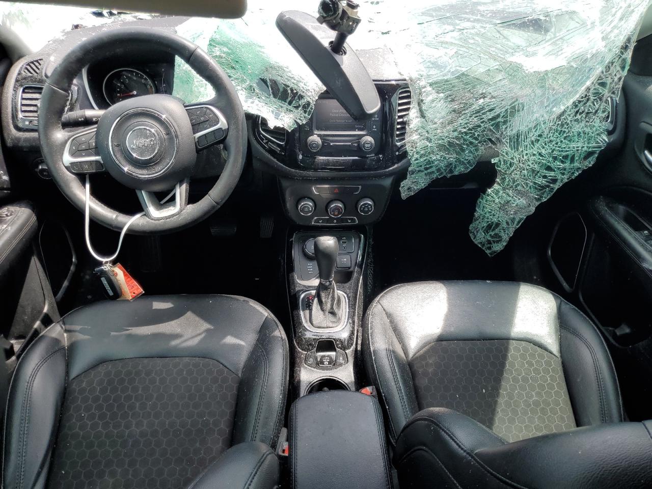 2018 Jeep Compass Latitude VIN: 3C4NJDBB4JT453115 Lot: 63443144