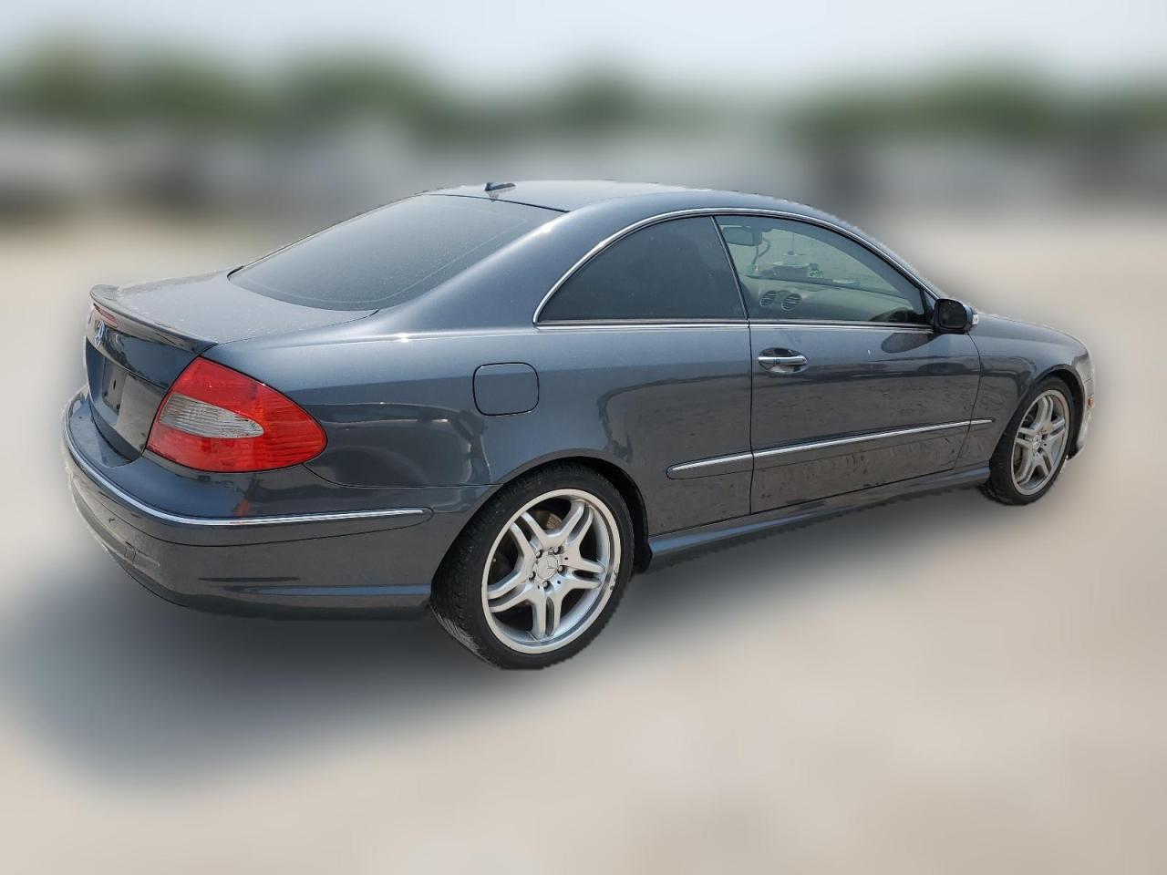2009 Mercedes-Benz Clk 550 VIN: WDBTJ72H79F263939 Lot: 61888404