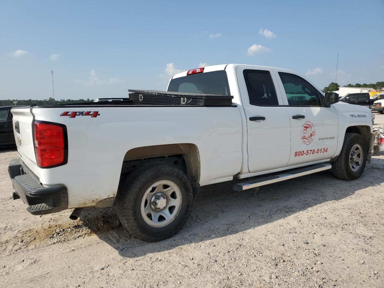 2018 Chevrolet Silverado K1500 VIN: 1GCVKNECXJZ233039 Lot: 61715324