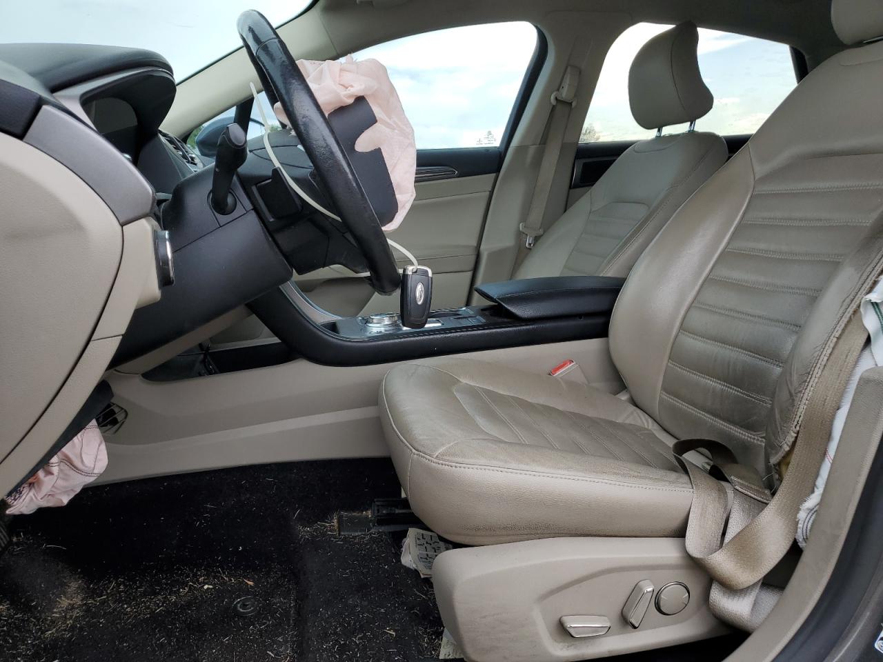 2017 Ford Fusion Se VIN: 3FA6P0HD1HR302637 Lot: 63586444