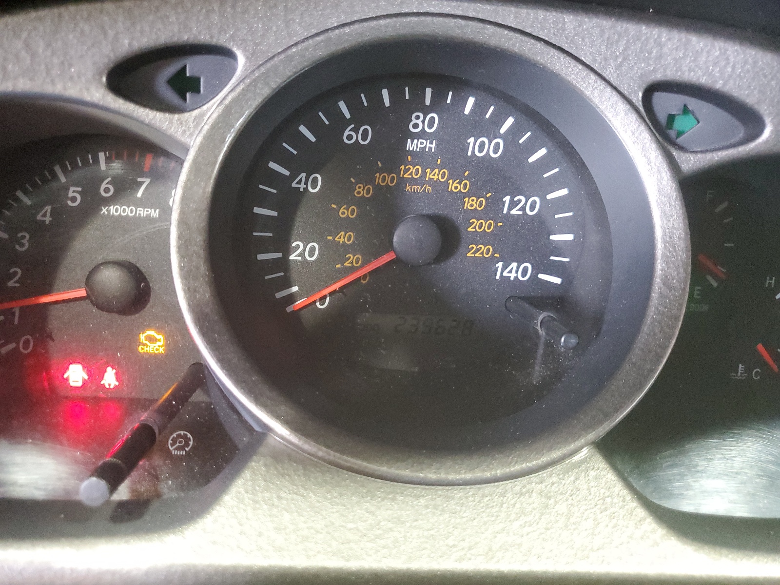 JTEHF21A120060145 2002 Toyota Highlander Limited