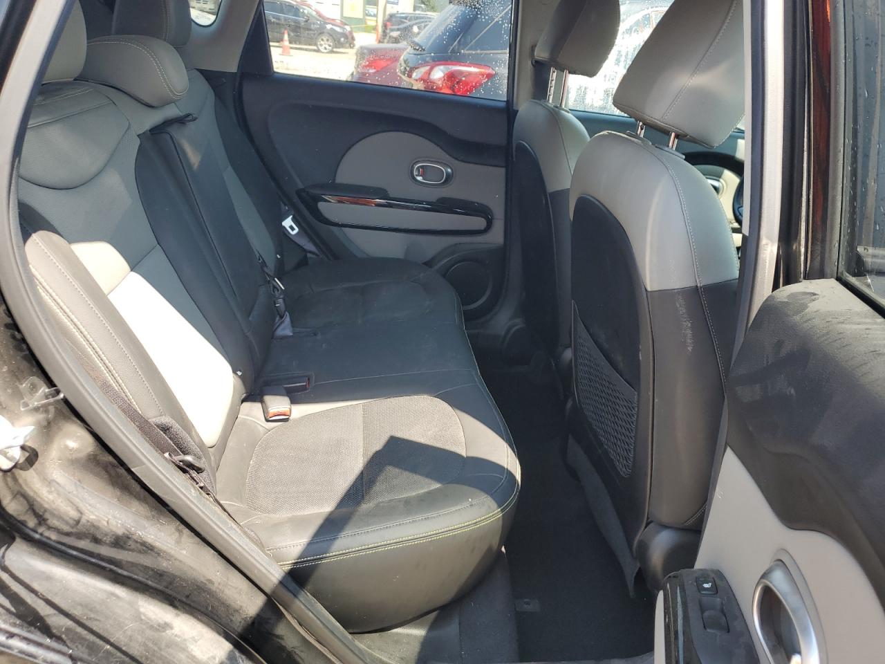 2016 Kia Soul + VIN: KNDJP3A50G7374928 Lot: 62837634