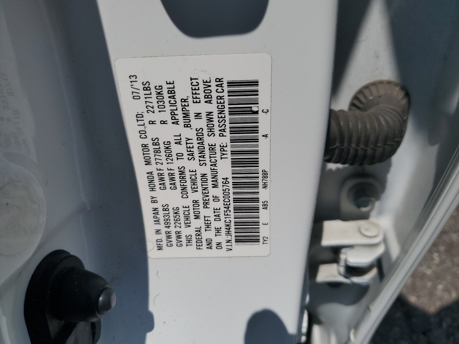 JH4KC1F54EC005764 2014 Acura Rlx Tech