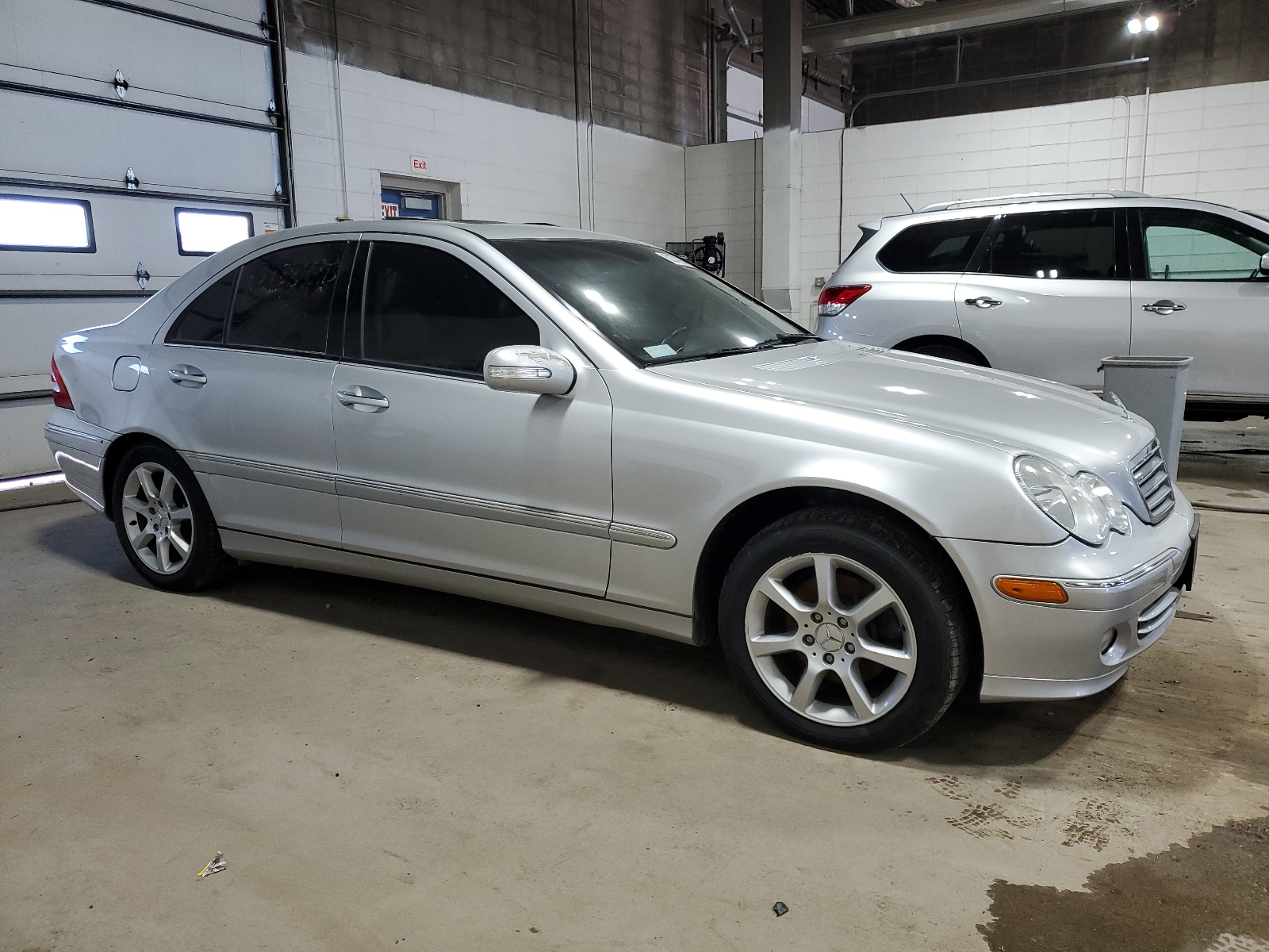 WDBRF81J95F583294 2005 Mercedes-Benz C 240 4Matic