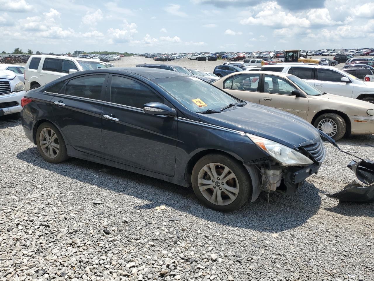 5NPEC4AB7BH298136 2011 Hyundai Sonata Se