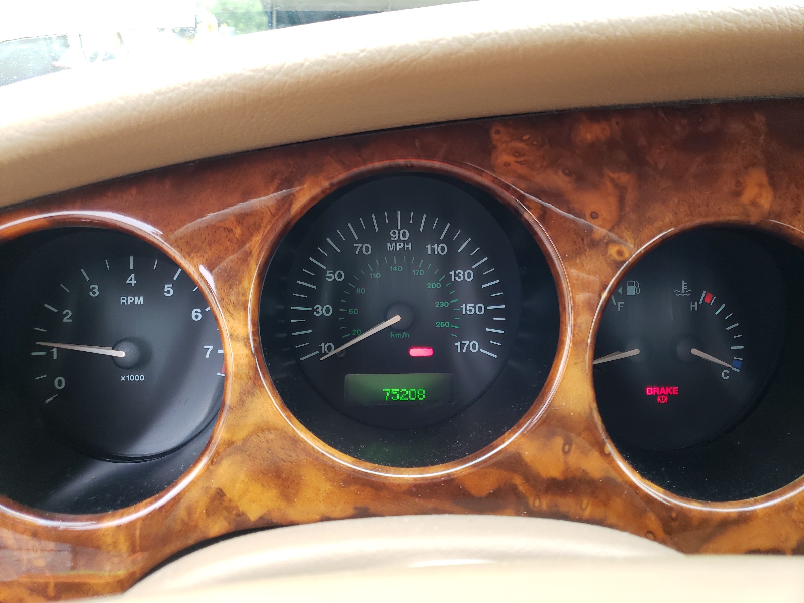 SAJGX2744VC009628 1997 Jaguar Xk8