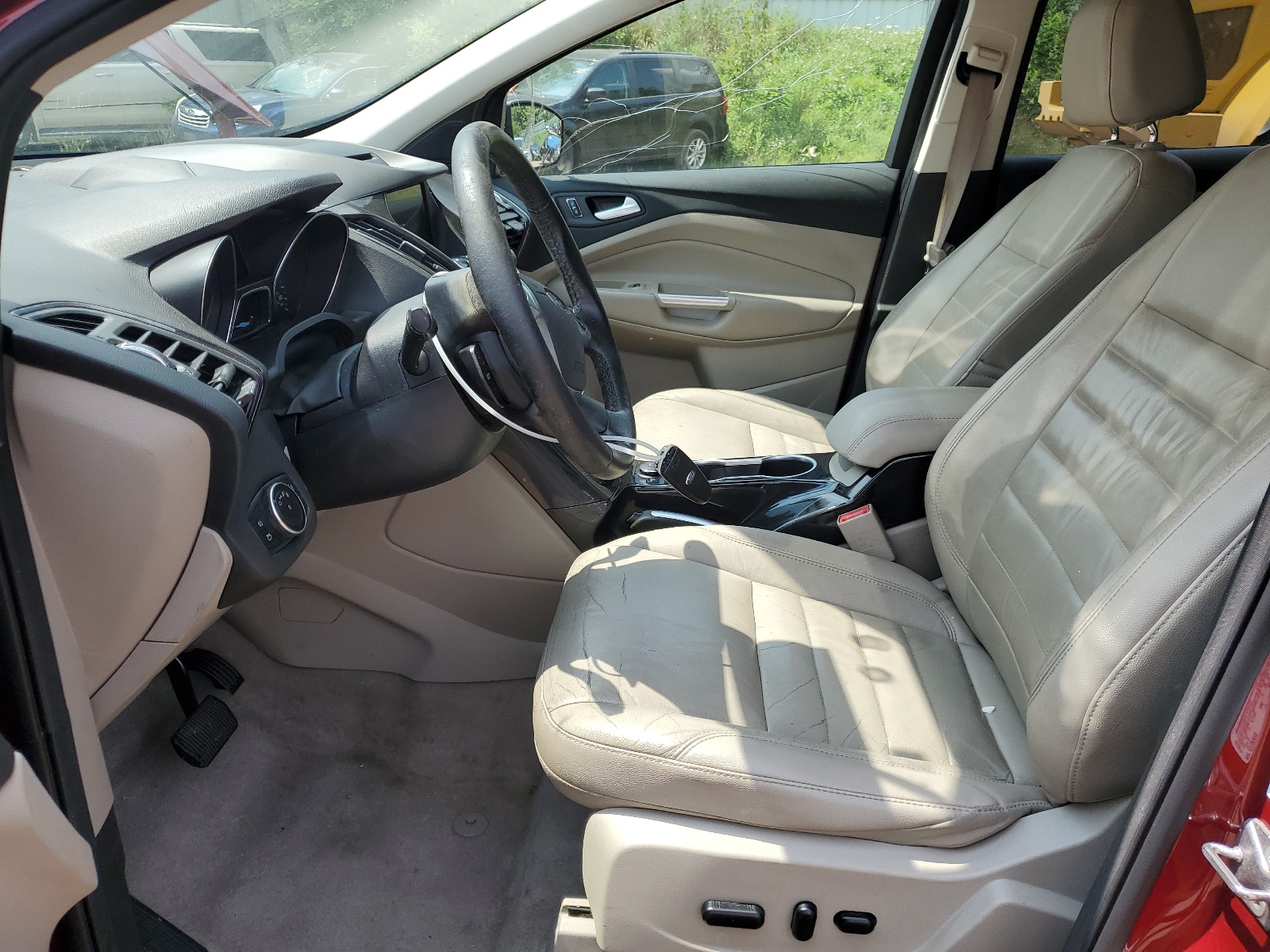 1FMCU0J99GUA49825 2016 Ford Escape Titanium