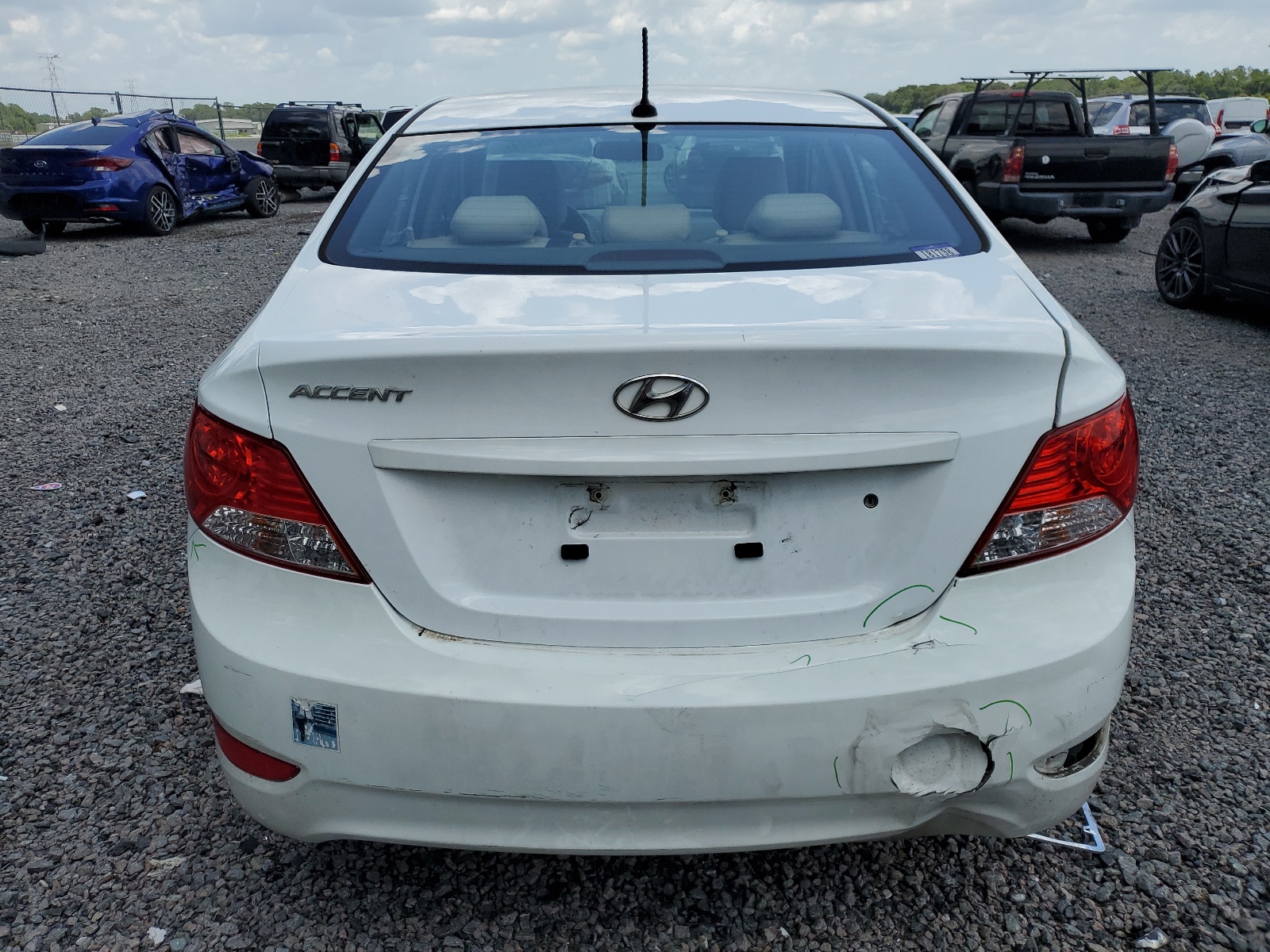 KMHCT4AEXEU709374 2014 Hyundai Accent Gls