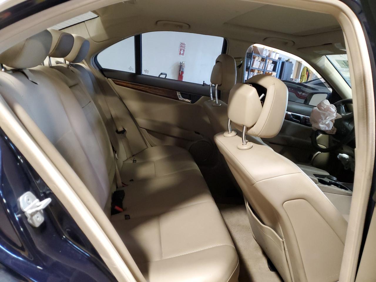 2011 Mercedes-Benz C 300 4Matic VIN: WDDGF8BB2BR139433 Lot: 64153044