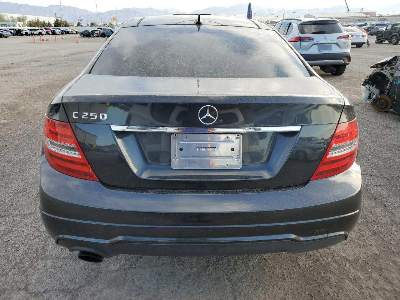 WDDGJ4HB8DG013879 2013 Mercedes-Benz C 250