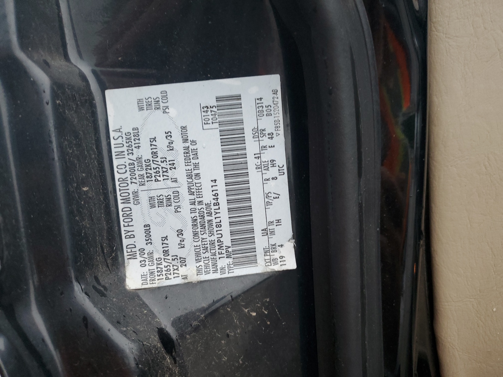 1FMPU18L1YLB46114 2000 Ford Expedition Eddie Bauer