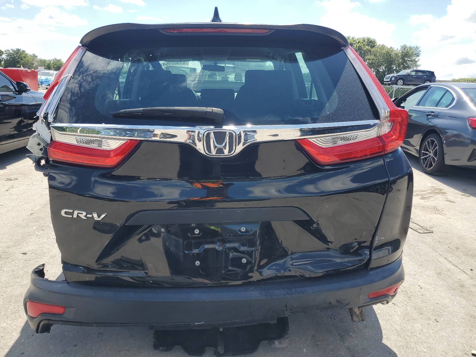 2019 Honda Cr-V Lx vin: 2HKRW5H3XKH400171