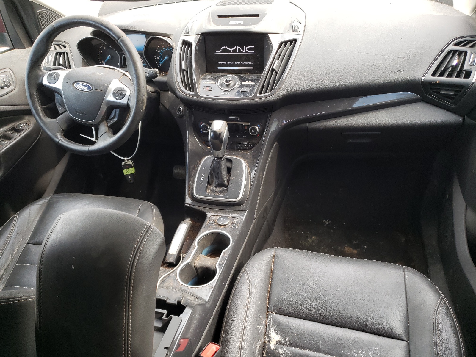 1FMCU0J99EUA40345 2014 Ford Escape Titanium