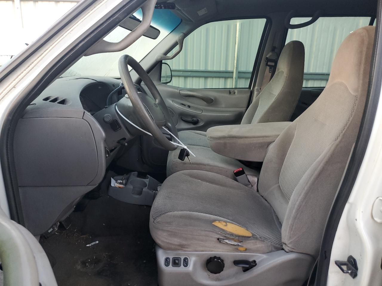 2000 Ford Expedition Xlt VIN: 1FMRU1563YLB55274 Lot: 62939854