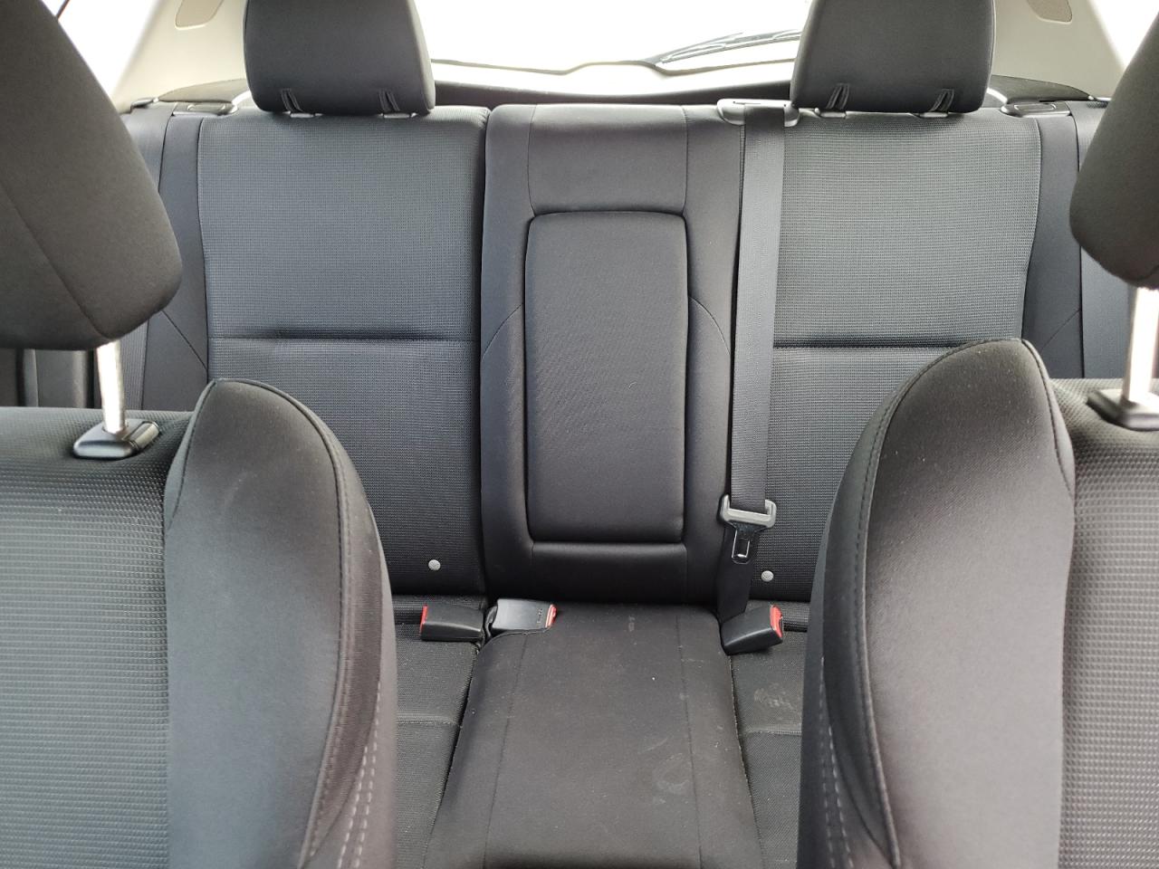 2011 Mazda 3 S VIN: JM1BL1K55B1454837 Lot: 64877144