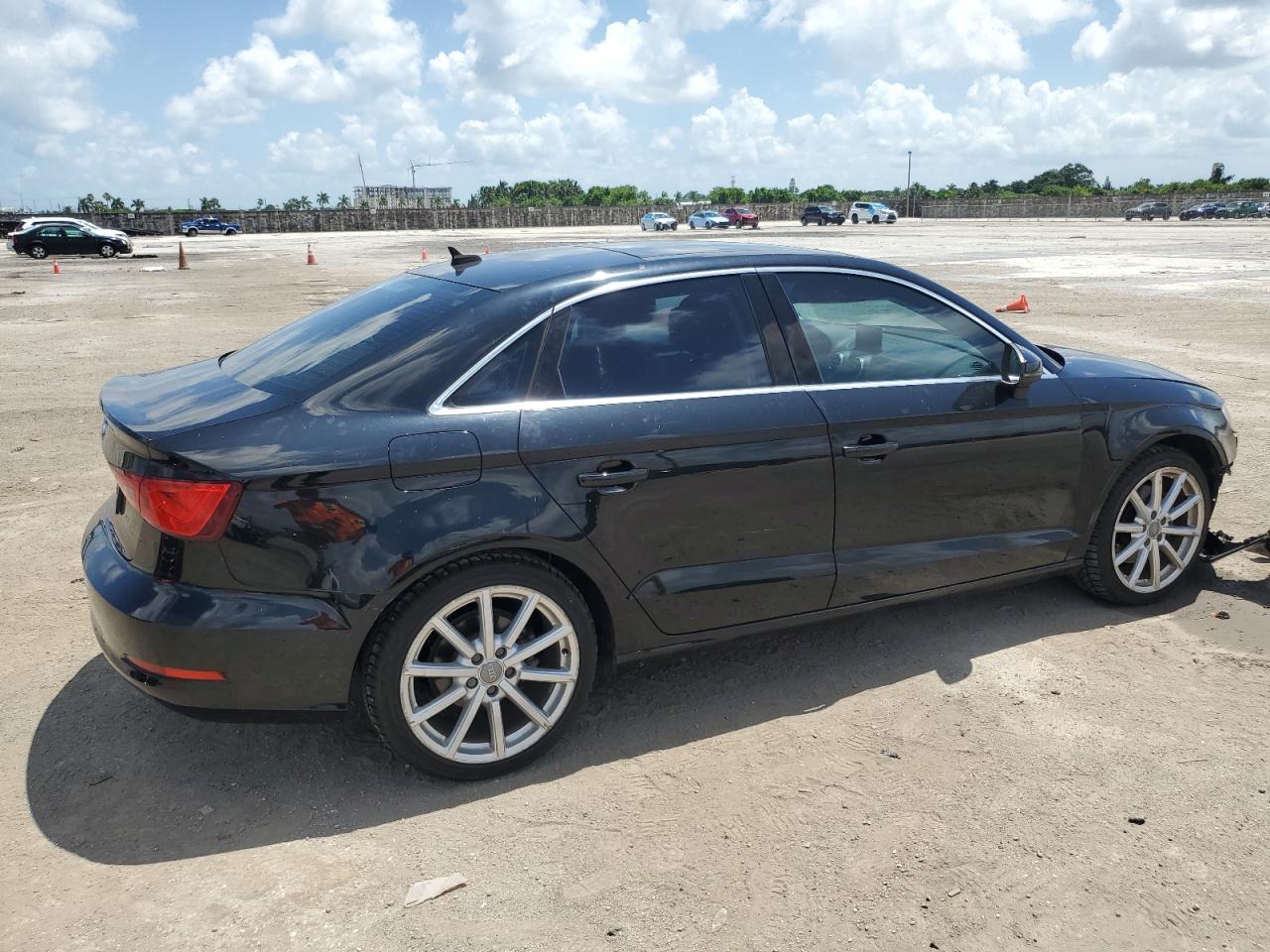 2015 Audi A3 Premium Plus VIN: WAUCCGFF1F1005541 Lot: 64300564