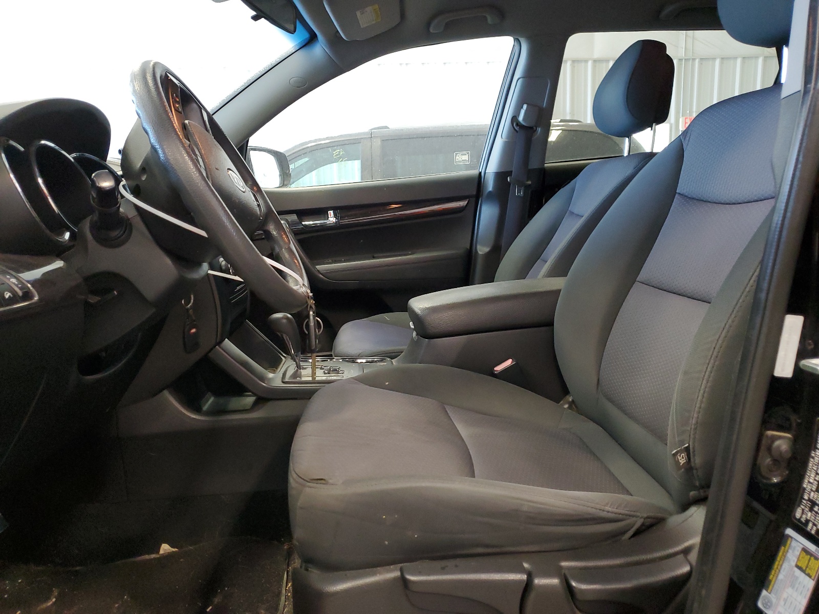 5XYKT3A12CG214835 2012 Kia Sorento Base