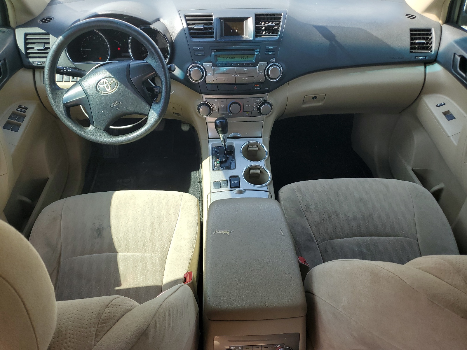 5TDZA3EH5CS024588 2012 Toyota Highlander Base