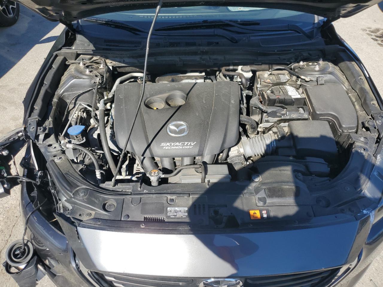 2018 Mazda 3 Touring VIN: 3MZBN1L37JM198142 Lot: 61203684