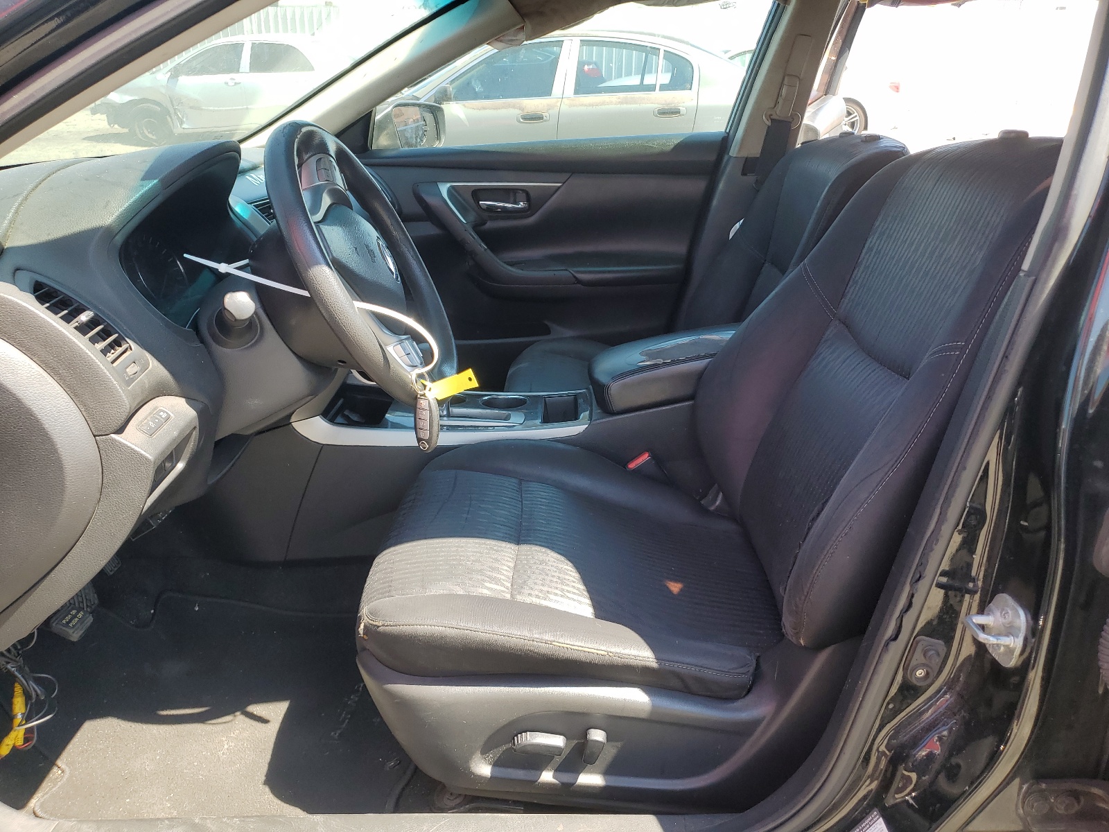 2014 Nissan Altima 2.5 vin: 1N4AL3AP1EC268219