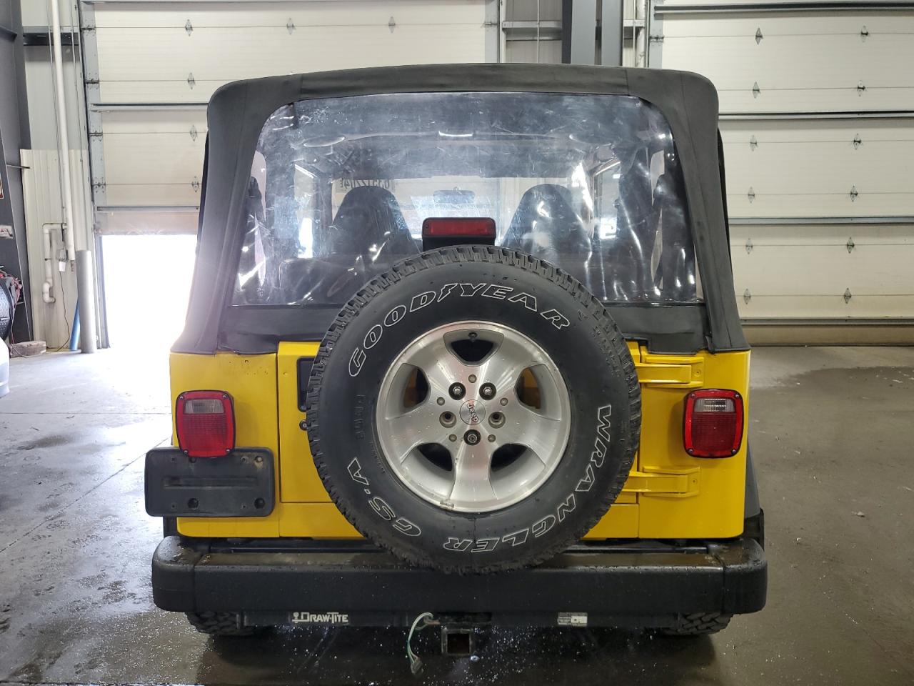 2000 Jeep Wrangler / Tj Sport VIN: 1J4FA49SXYP763398 Lot: 63512204