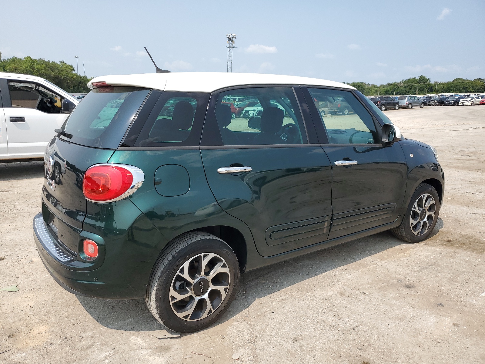 2014 Fiat 500L Easy vin: ZFBCFABH0EZ002762