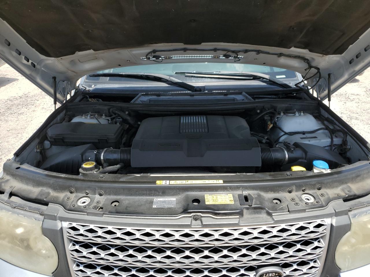 2010 Land Rover Range Rover Hse Luxury VIN: SALMF1D43AA315625 Lot: 60798284