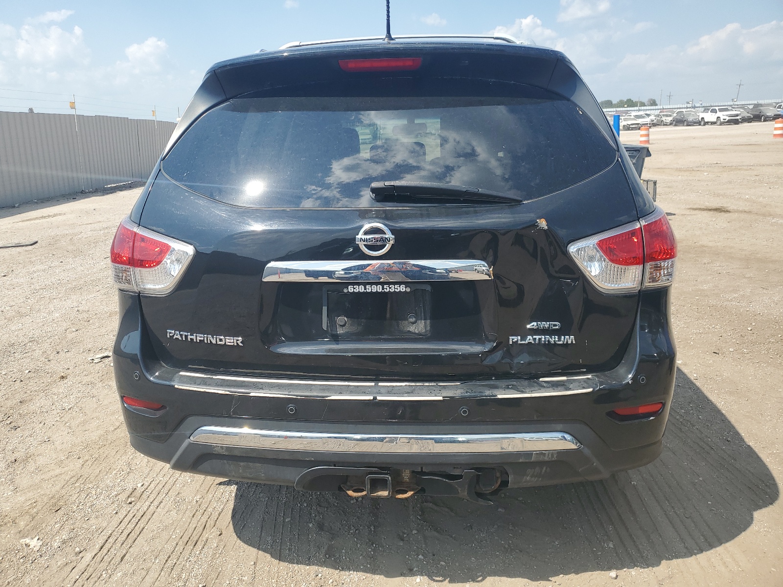 5N1AR2MM2FC665777 2015 Nissan Pathfinder S