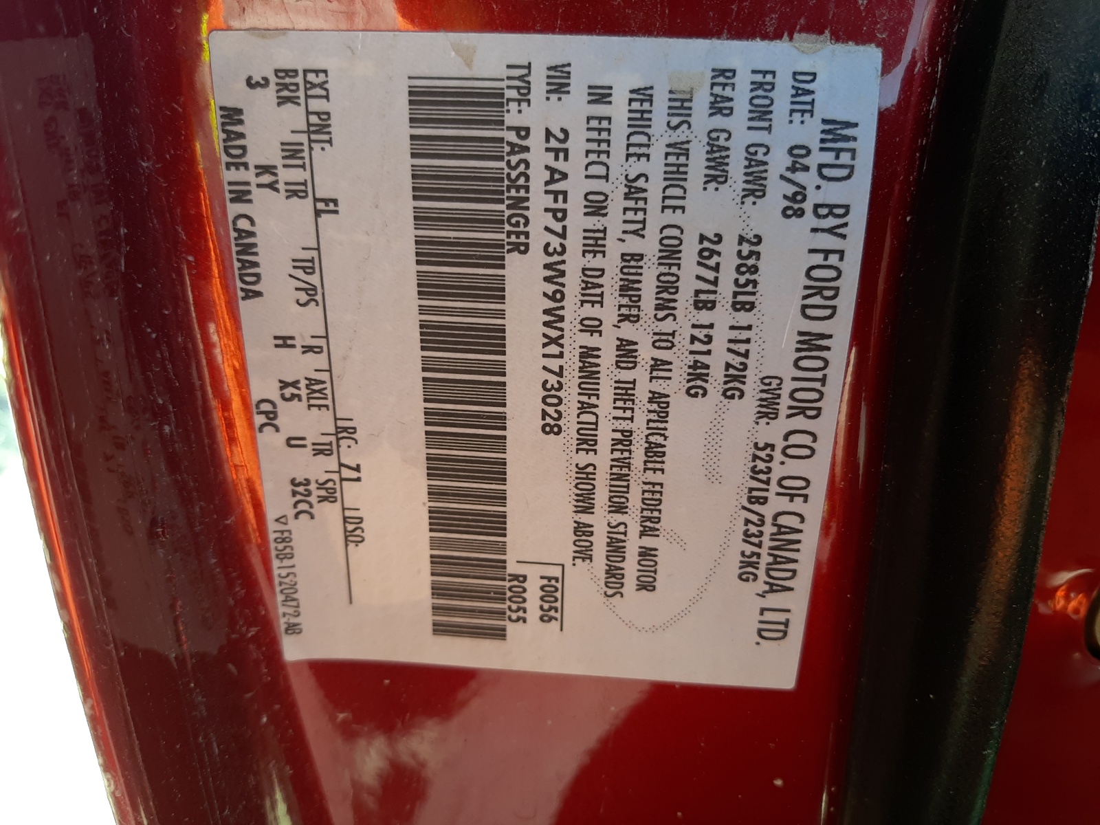 2FAFP73W9WX173028 1998 Ford Crown Victoria