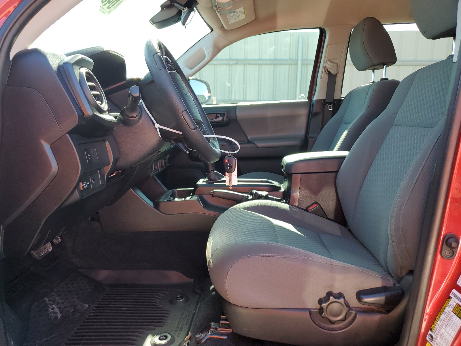 3TYCZ5AN4LT003838 2020 Toyota Tacoma Double Cab