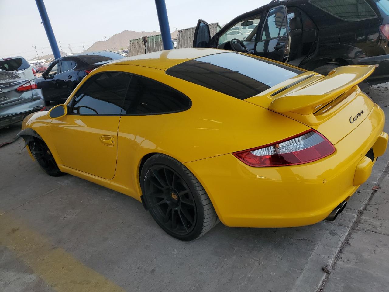 2005 Porsche 911 - Image 2