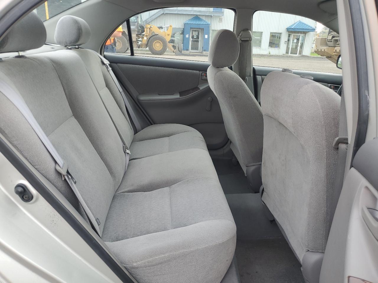 2004 Toyota Corolla Ce VIN: 2T1BR32E44C800742 Lot: 63487704