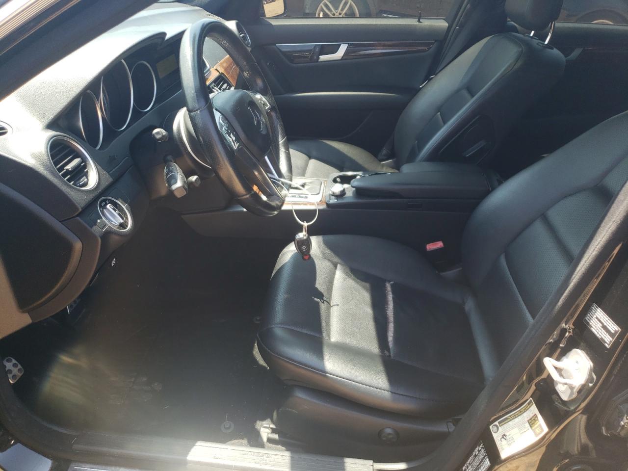 2012 Mercedes-Benz C 350 VIN: WDDGF5HB8CR232156 Lot: 60227574