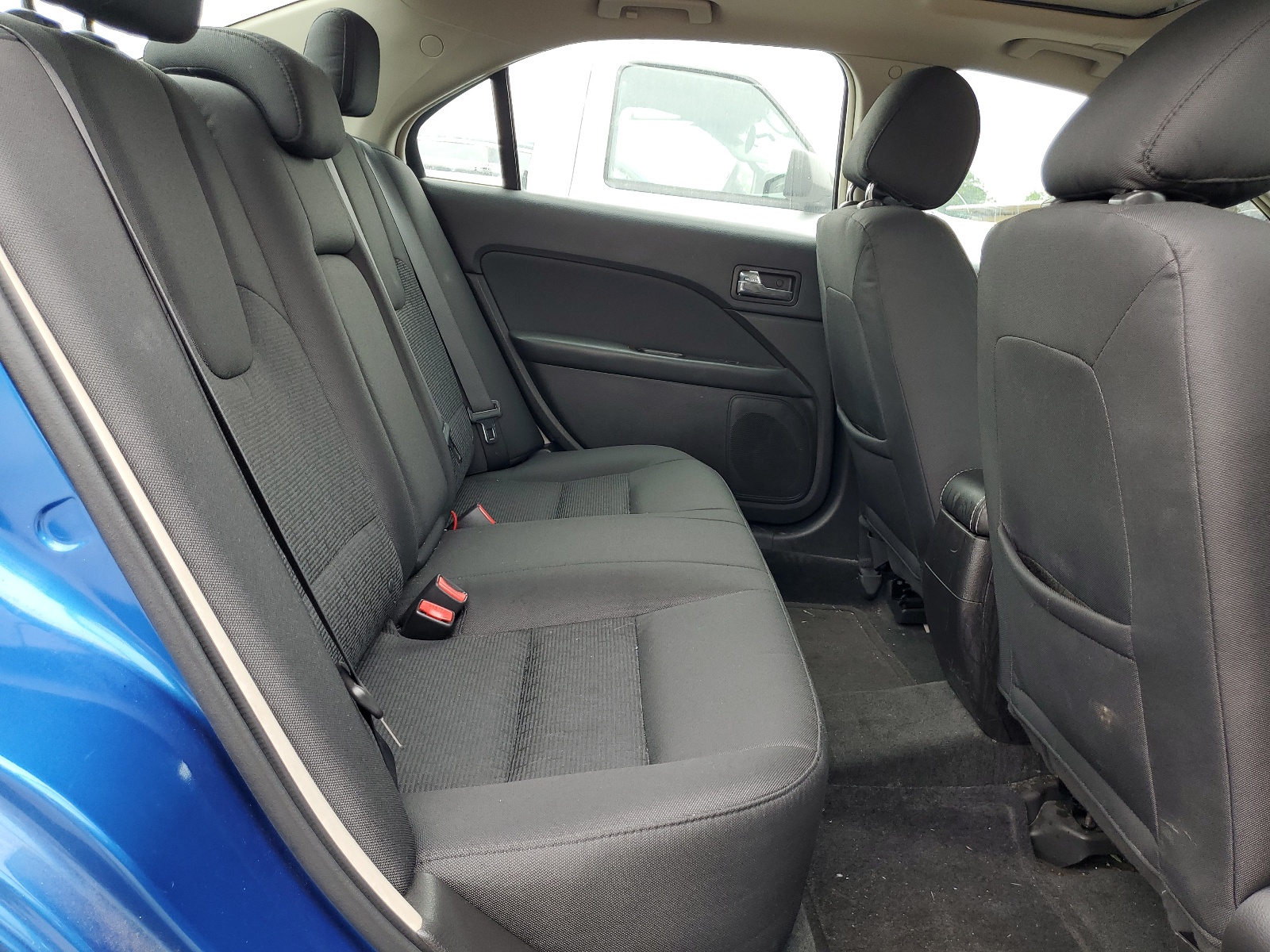 3FAHP0HA7CR330630 2012 Ford Fusion Se