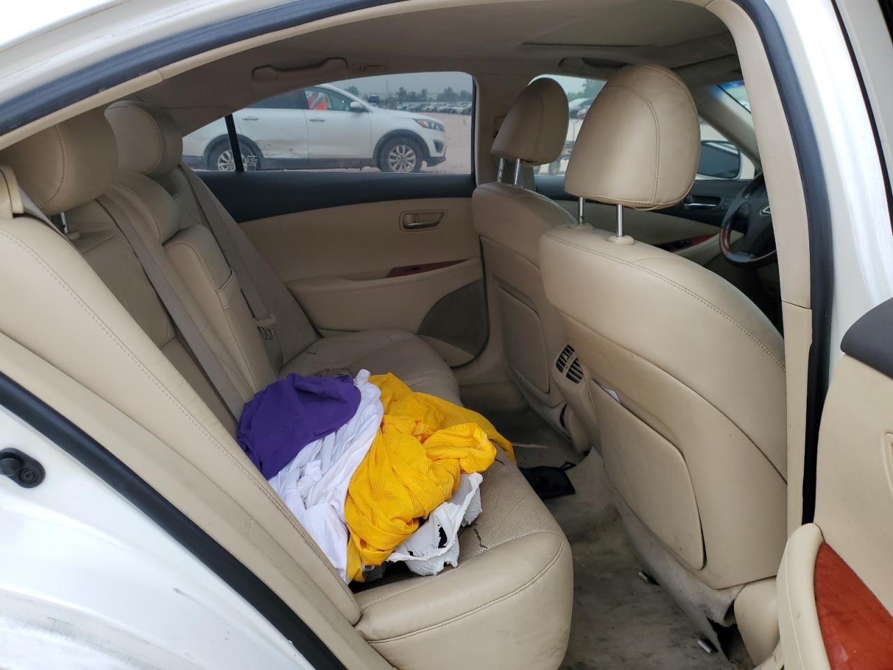 2008 Lexus ES - Image 10